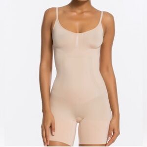 SPANX Plus Size‎ On Core Mid-Thigh Bodysuit - Nude Size 1x Staple Lightweight